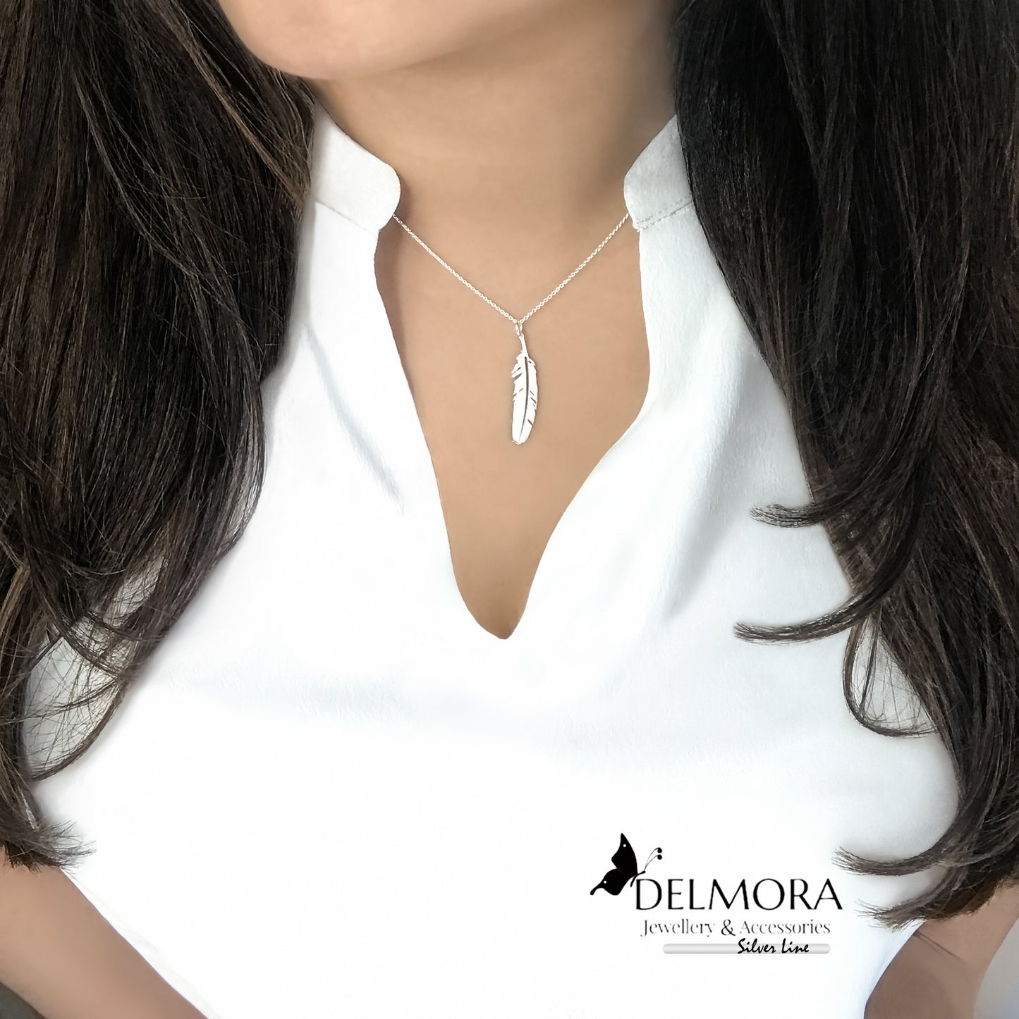 women-necklace